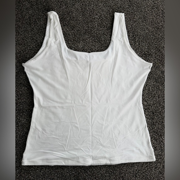 Pumiey White Square Neck Double Lined Tank Top - Picture 2 of 5